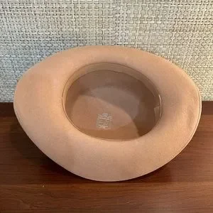 ?HP?VTG 1950s-60s Glenover Wide Brim Camel 100% Wool Back Bow Hat Henry Pollak Vintage | Accessories | Hpvtg 95s60s Glenover Wide Brim  main image 3